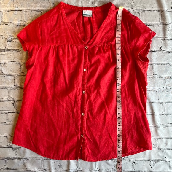 Columbia Pink Summer Button Down Blouse XL
Excellent Condition - Picture 2 of 8